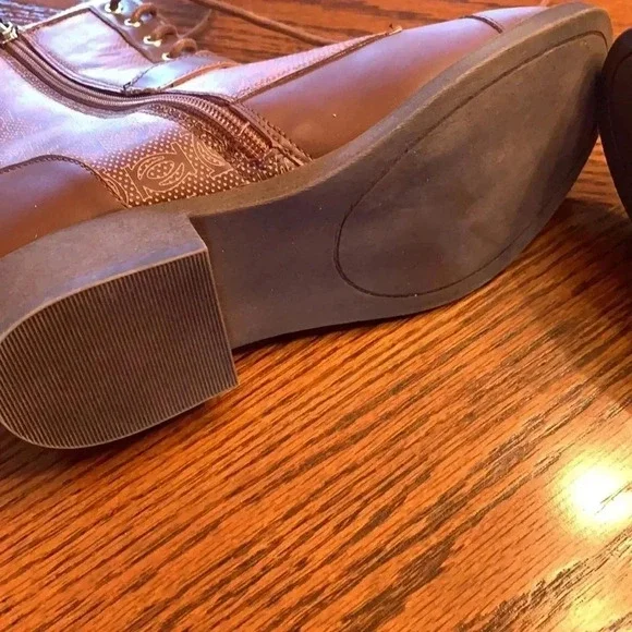 Bebe laced up strap boots - Picture 6 of 9